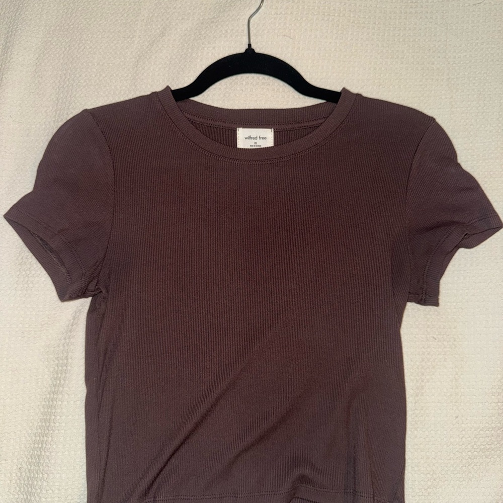 Wilfred Dark Brown Short Sleeve Top from Aritzia